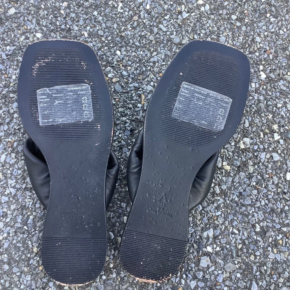 Maeve Black Leather Knotted Puffy Thong Sandals Square Toe Flat Slides Size 7M - Picture 5 of 7